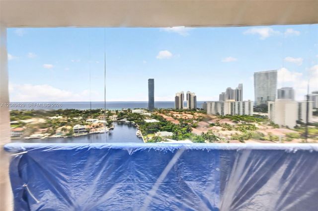 19667 Turnberry Way 19K, Aventura, FL 33180