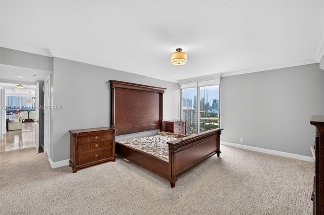 19667 Turnberry Way 19K, Aventura, FL 33180