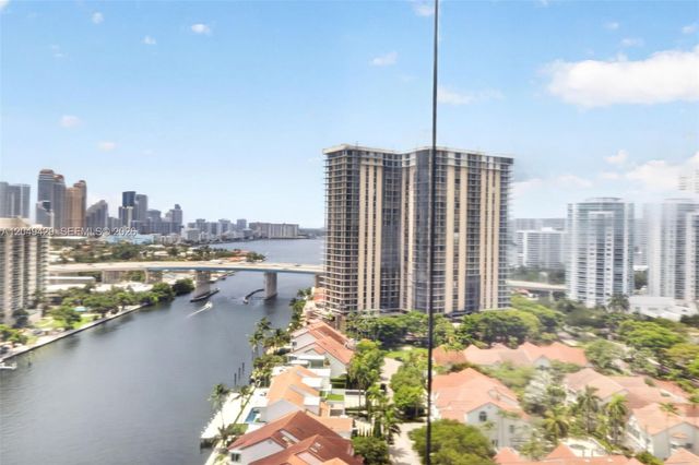 19667 Turnberry Way 19K, Aventura, FL 33180