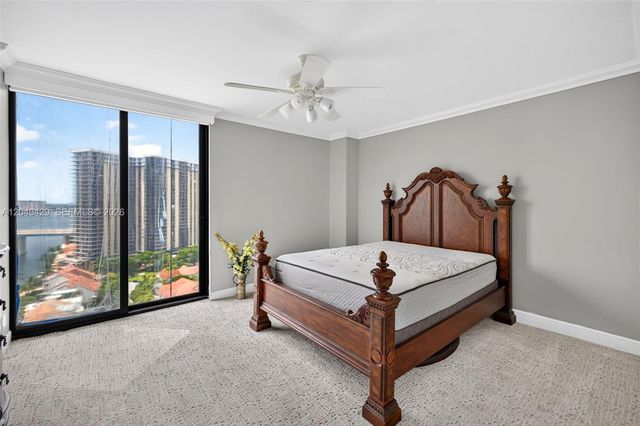 19667 Turnberry Way 19K, Aventura, FL 33180