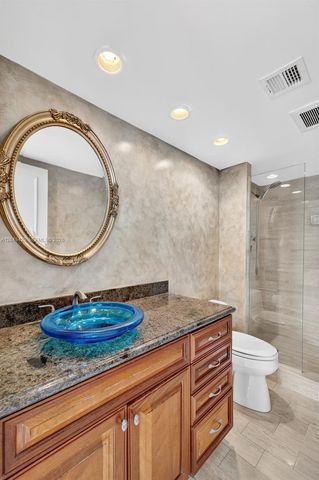 19667 Turnberry Way 19K, Aventura, FL 33180