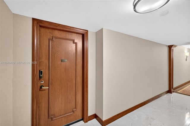 19667 Turnberry Way 19K, Aventura, FL 33180