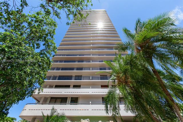 19667 Turnberry Way 19K, Aventura, FL 33180