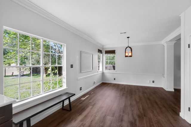 8113 Willet TRL, Austin, TX 78745