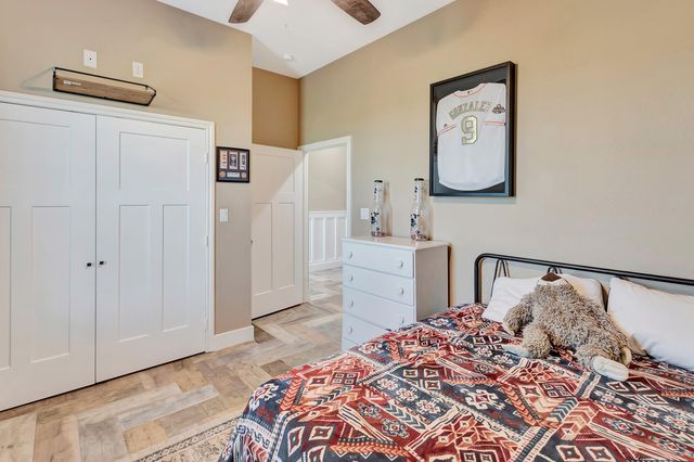 804 Catclaw Lane, Edna, TX 77957