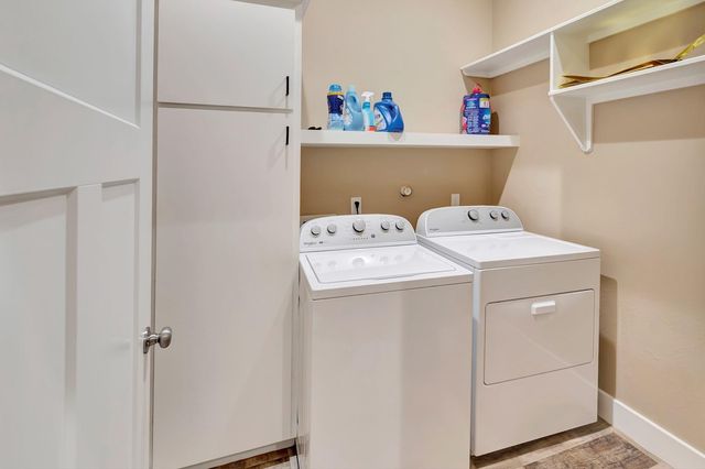 804 Catclaw Lane, Edna, TX 77957