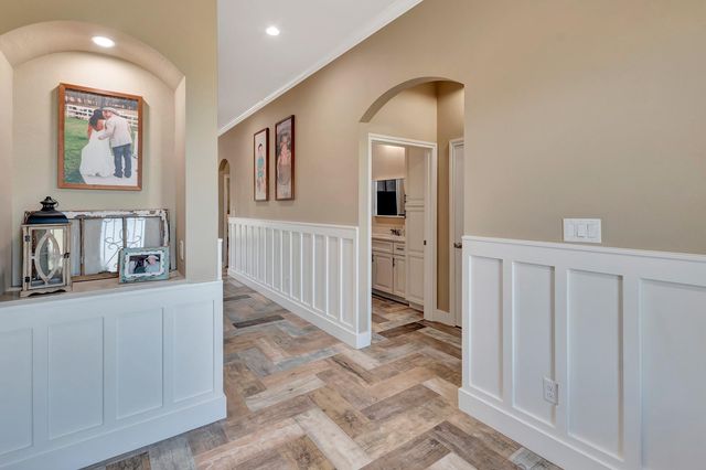 804 Catclaw Lane, Edna, TX 77957