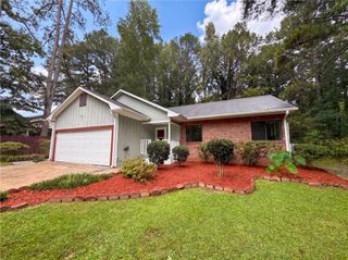 5330 Garvey Drive, Fairburn, GA 30213