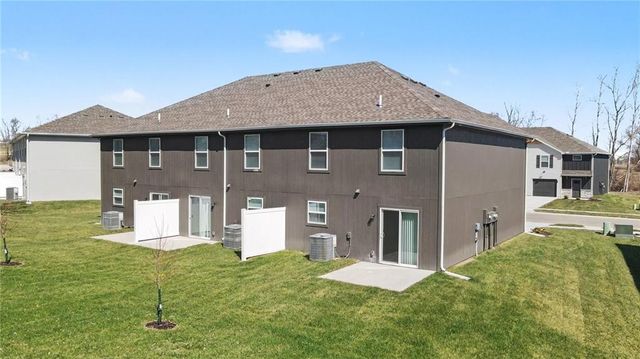507 Pine Drive, Odessa, MO 64076
