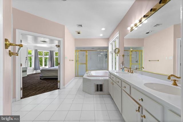 612 PINEVIEW DR, Galloway, NJ 08205