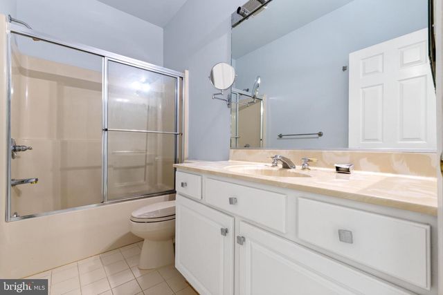 612 PINEVIEW DR, Galloway, NJ 08205