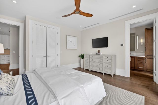 400 Mola Avenue, Fort Lauderdale, FL 33301