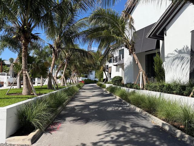 400 Mola Avenue, Fort Lauderdale, FL 33301