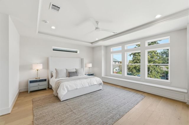 8553 Forum Drive, Houston, TX 77055