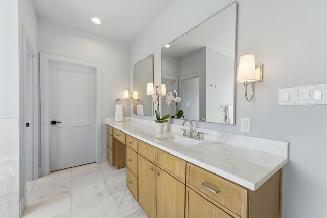 8553 Forum Drive, Houston, TX 77055