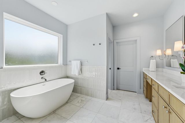 8553 Forum Drive, Houston, TX 77055