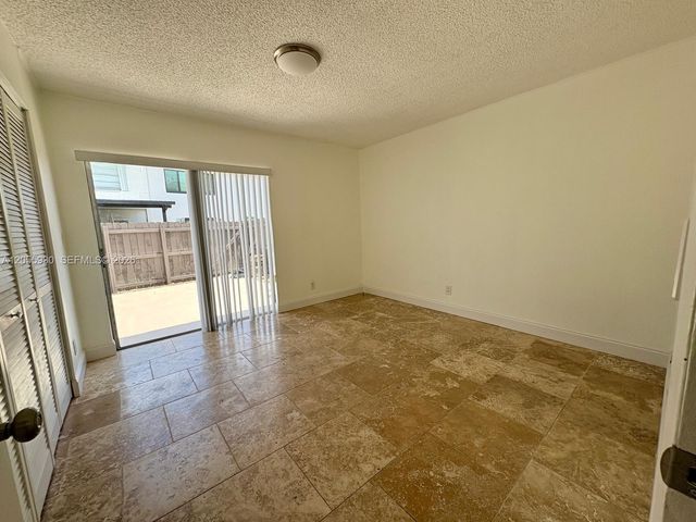 6979 SW 110th Ct, Miami, FL 33173