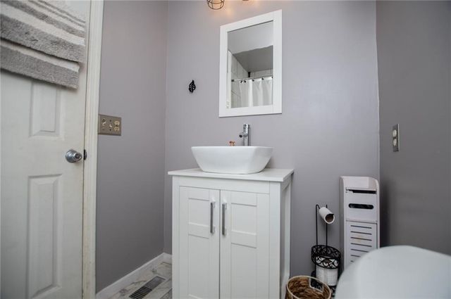 100 Eldorado Drive, Carrollton, GA 30116