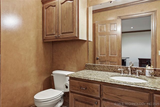 6805 E 115th Place, Bixby, OK 74008
