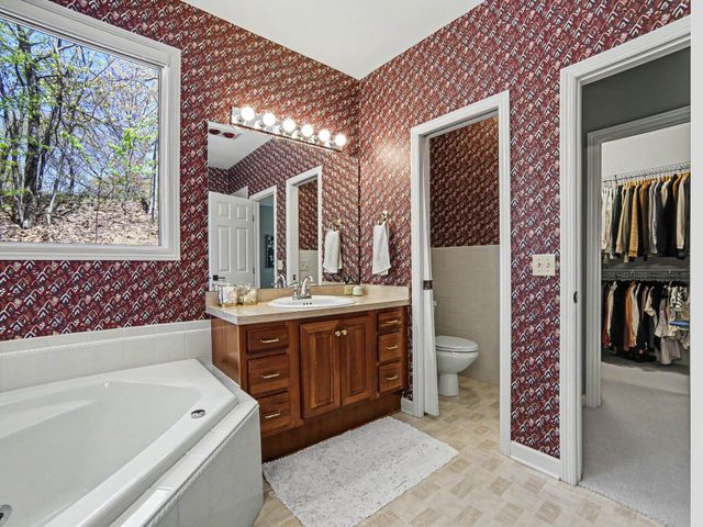 19168 Hoffmaster Drive, Spring Lake Twp, MI 49456