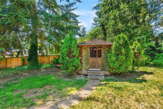 4101 Arbor Drive SE, Lacey, WA 98503