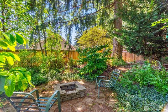 4101 Arbor Drive SE, Lacey, WA 98503