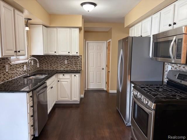 9840 William Street, Taylor, MI 48180