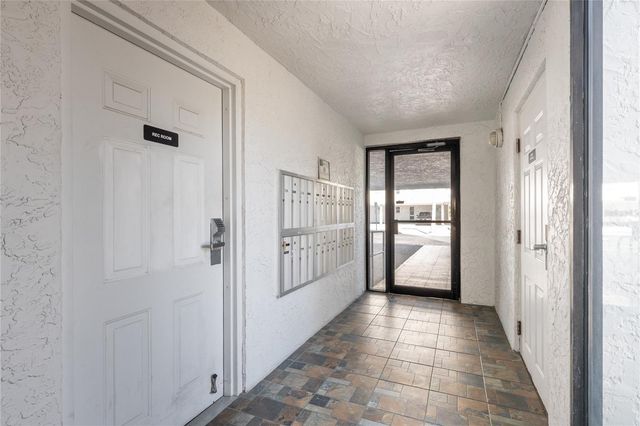 403 GULF WAY 402, St Pete Beach, FL 33706