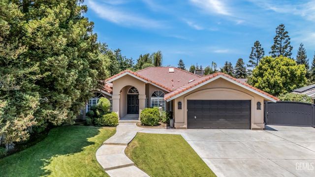 9112 Bridlewood Lane, Bakersfield, CA 93311