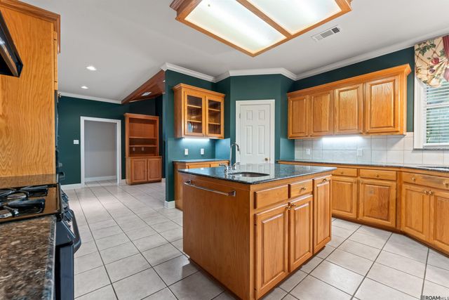 13648 Joor Rd, Baton Rouge, LA 70818