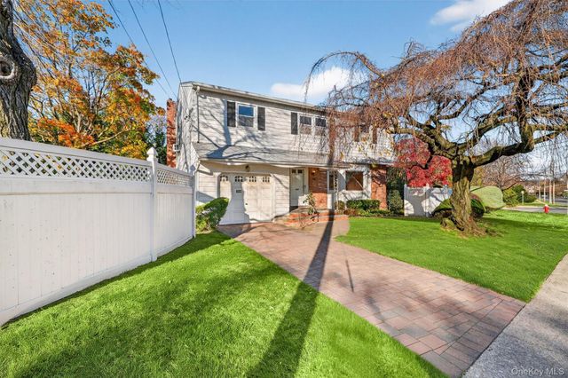 603 Foxhurst Road, Baldwin, NY 11510