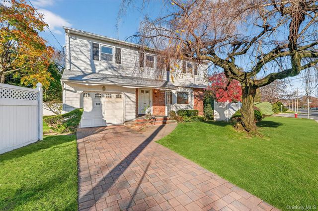 603 Foxhurst Road, Baldwin, NY 11510