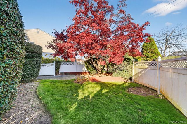 603 Foxhurst Road, Baldwin, NY 11510