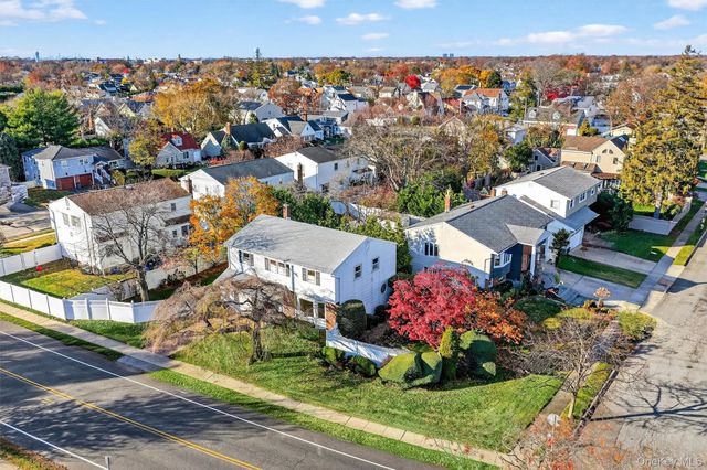 603 Foxhurst Road, Baldwin, NY 11510