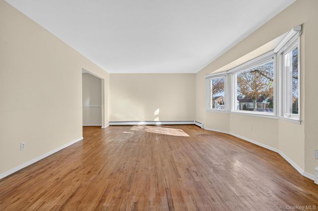 603 Foxhurst Road, Baldwin, NY 11510