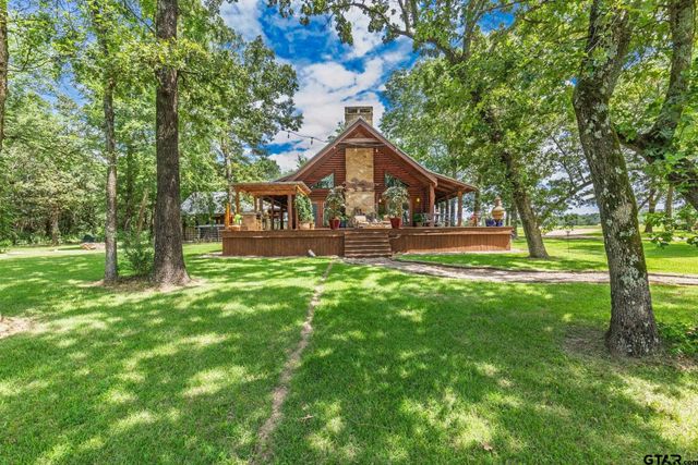 609 County Road 2421, Como, TX 75431