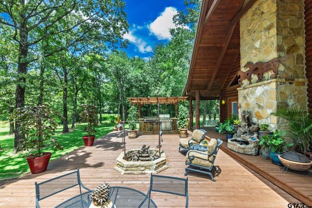 609 County Road 2421, Como, TX 75431