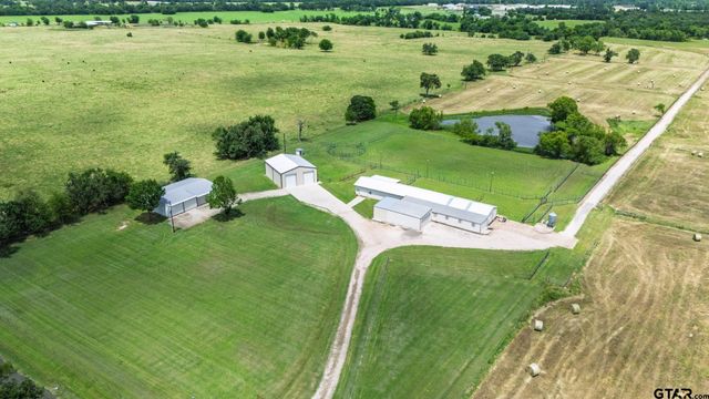 609 County Road 2421, Como, TX 75431