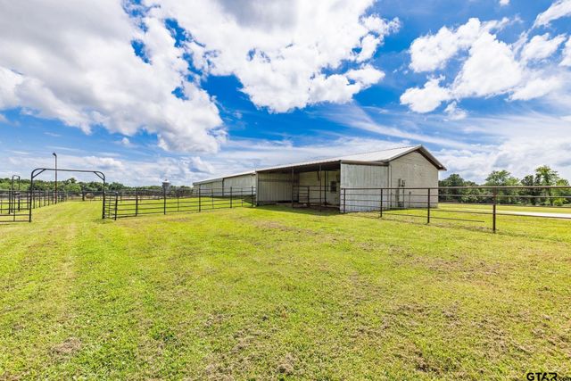 609 County Road 2421, Como, TX 75431