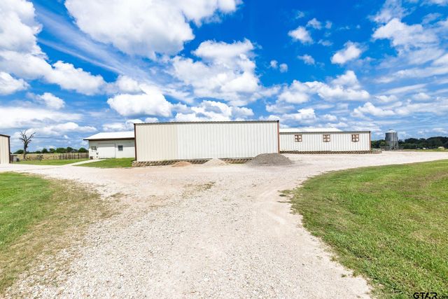 609 County Road 2421, Como, TX 75431