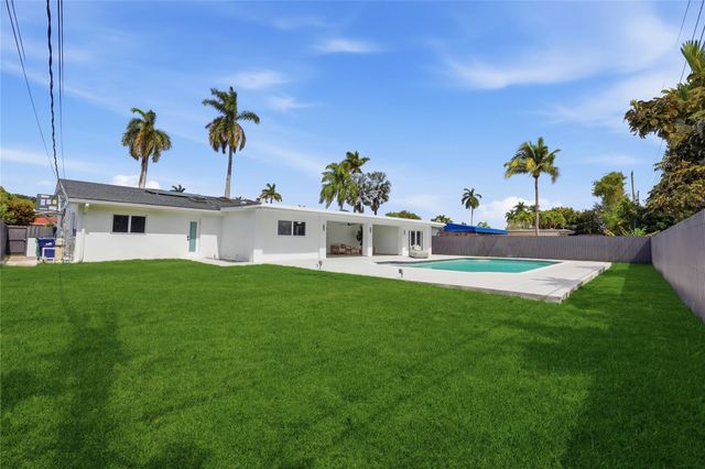 1850 NE 197th Terrace, Miami, FL 33179