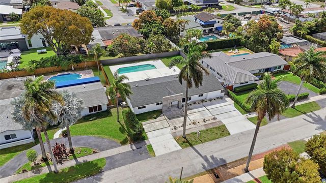 1850 NE 197th Terrace, Miami, FL 33179