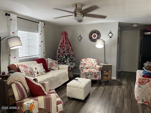 303 S Recker Road, Mesa, AZ 85206