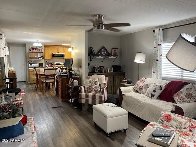 303 S Recker Road, Mesa, AZ 85206