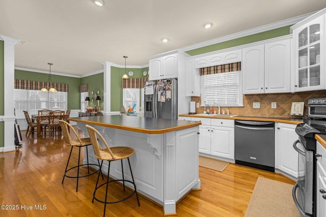 6489 Waters Edge Drive, Rocky Mount, NC 27803