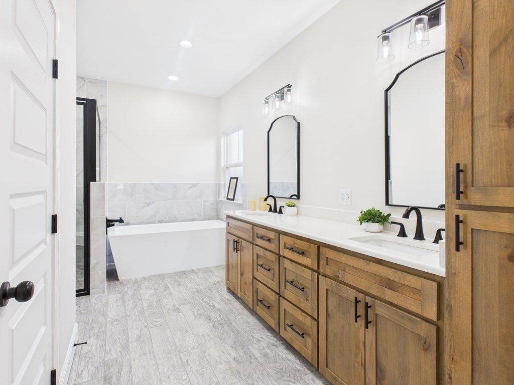 Image 14 of property listing at 3629 Silver Spur Drive, San Angelo, TX 76904