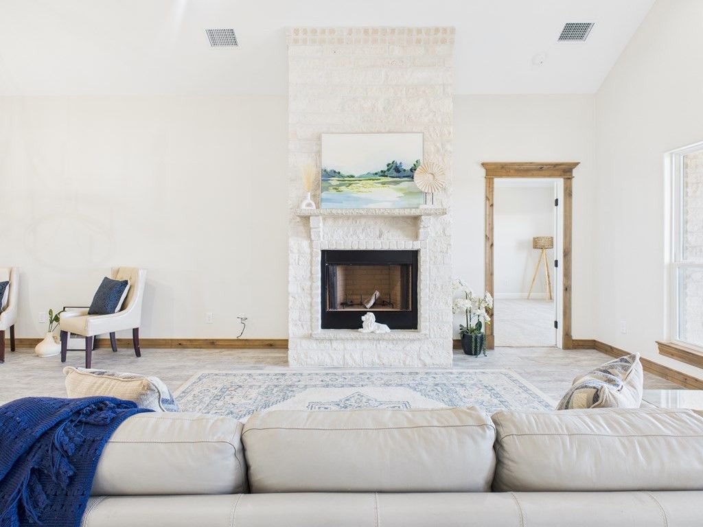 Image 7 of property listing at 3629 Silver Spur Drive, San Angelo, TX 76904