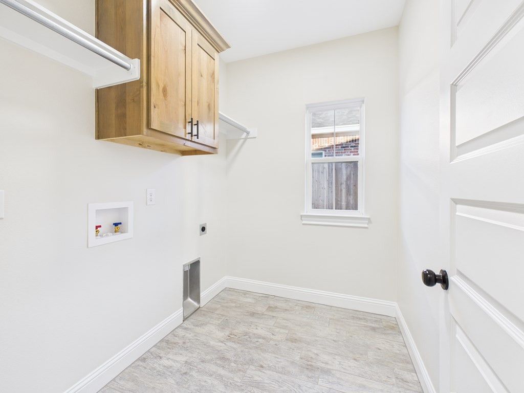 Image 8 of property listing at 3629 Silver Spur Drive, San Angelo, TX 76904