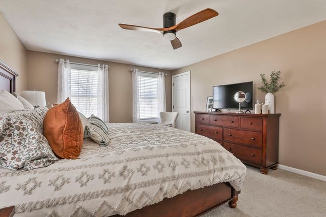 54 Kenoza St, Haverhill, MA 01830