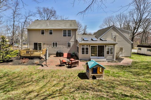 54 Kenoza St, Haverhill, MA 01830